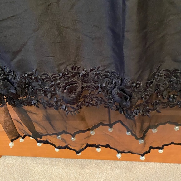 Tunic - Picture 3 of 4